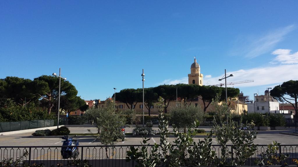 Riviera Palace Residence ロアーノ エクステリア 写真